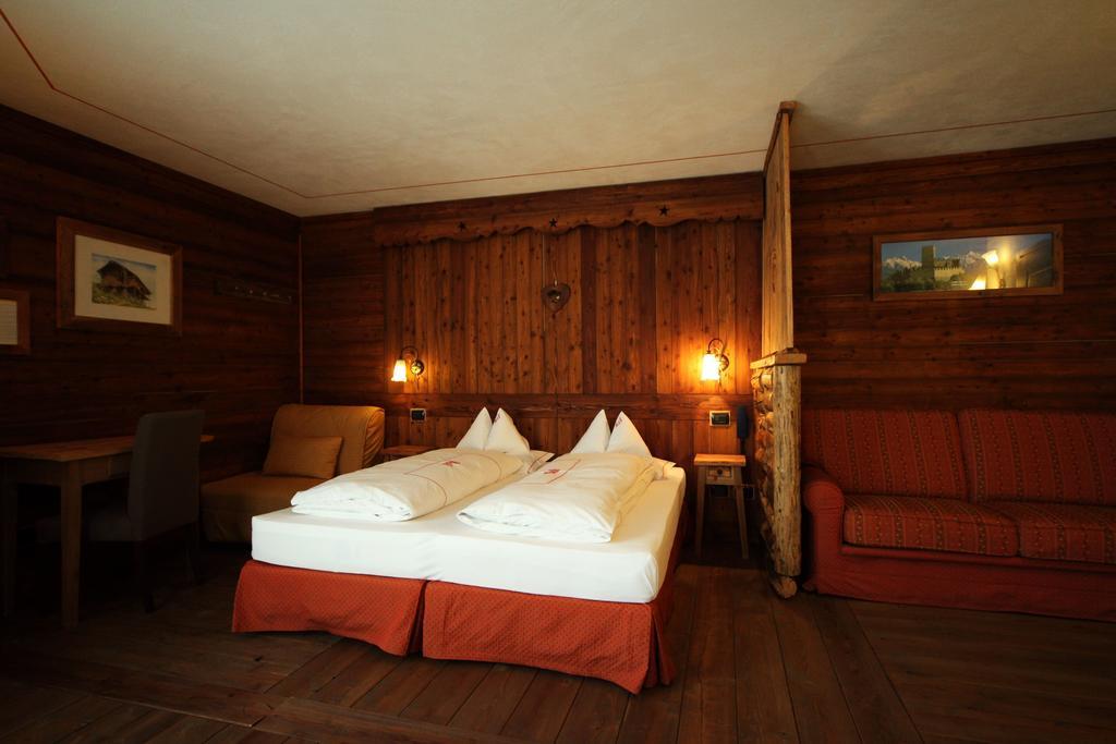 La Torretta Hotel Challand-Saint-Anselme Екстериор снимка