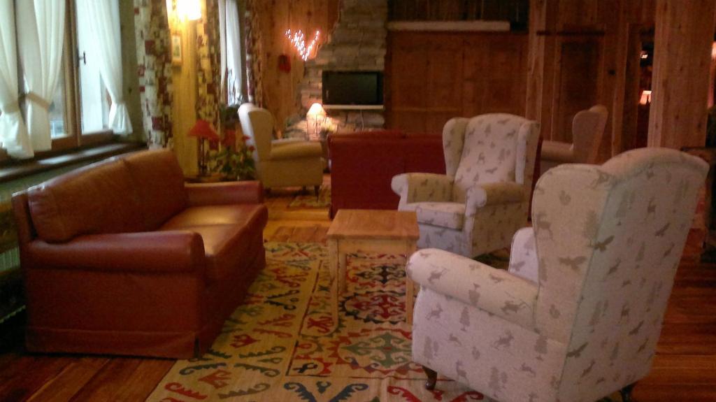 La Torretta Hotel Challand-Saint-Anselme Екстериор снимка