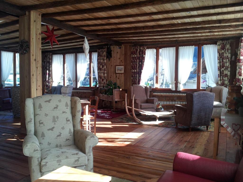 La Torretta Hotel Challand-Saint-Anselme Екстериор снимка