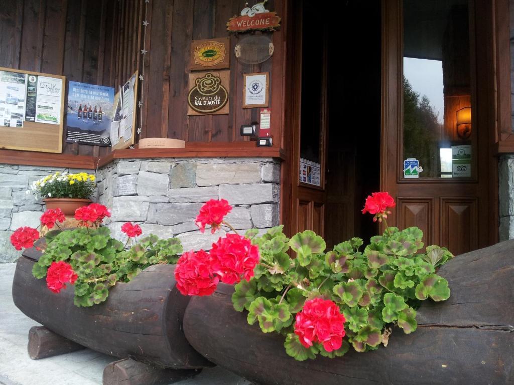 La Torretta Hotel Challand-Saint-Anselme Екстериор снимка