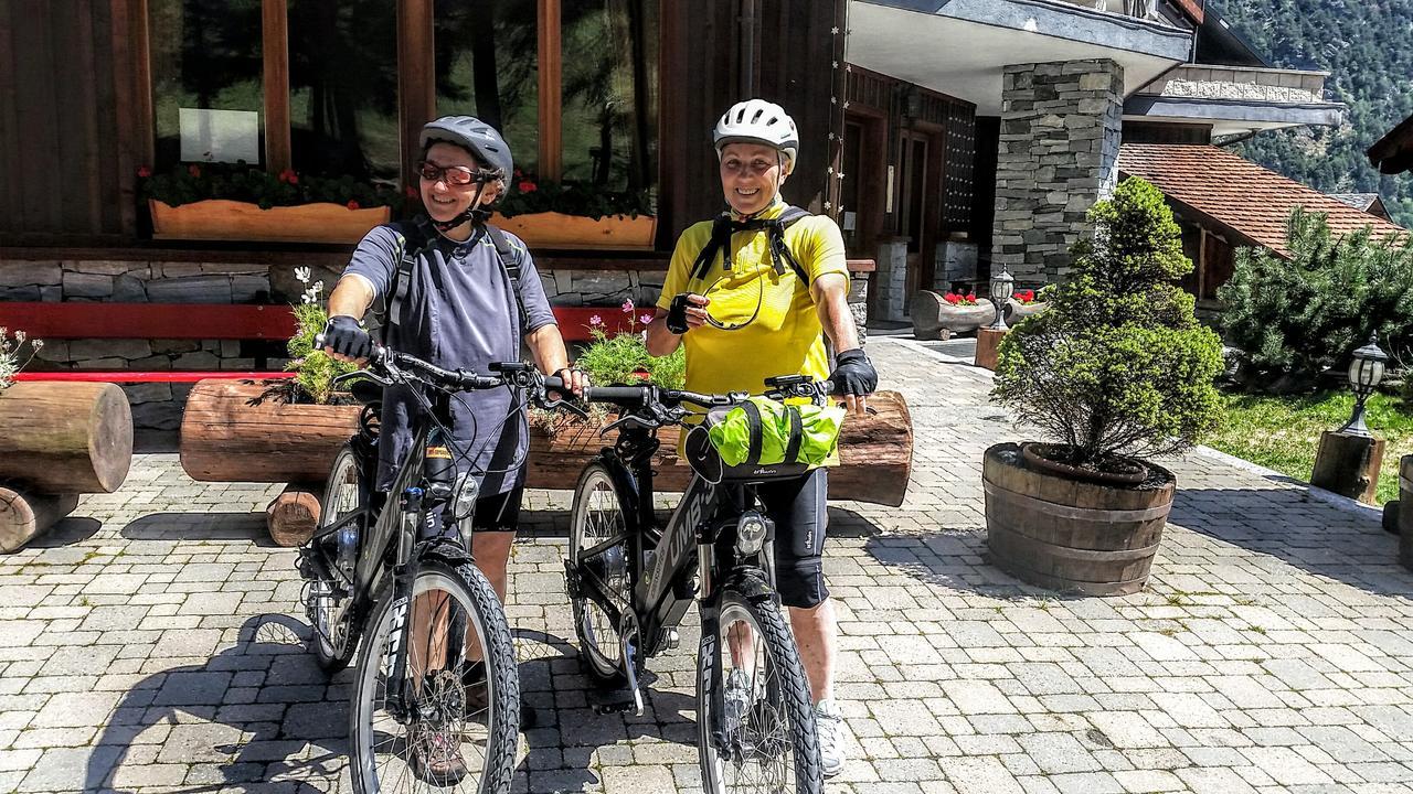 La Torretta Hotel Challand-Saint-Anselme Екстериор снимка